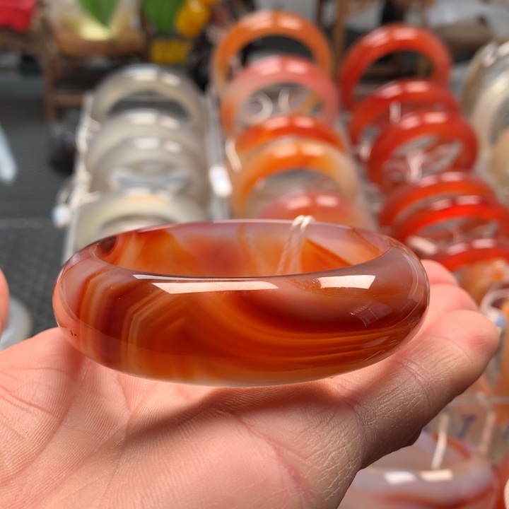 玛瑙/玉髓未镶嵌手镯