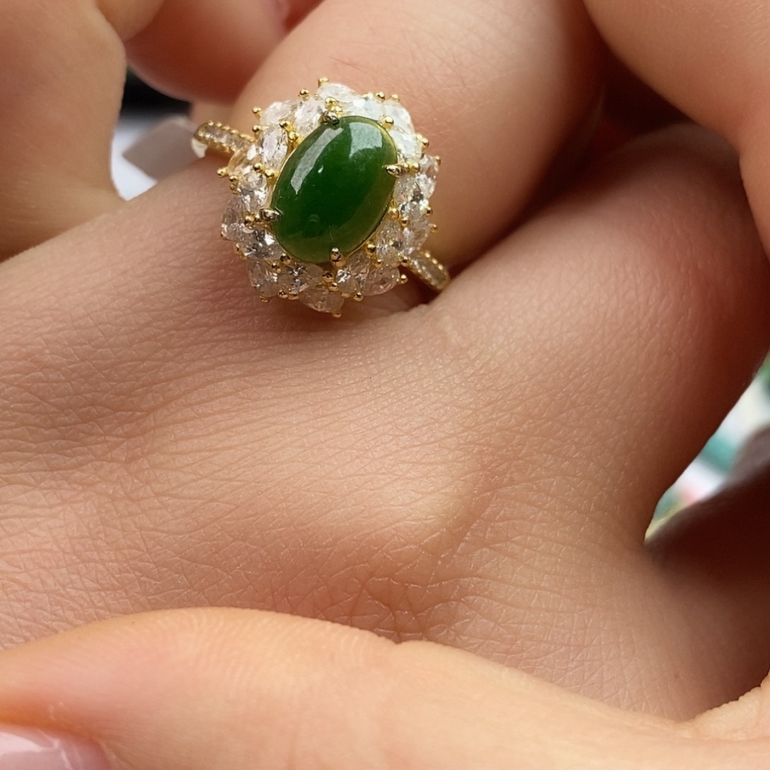 翡翠未镶嵌戒指翡翠