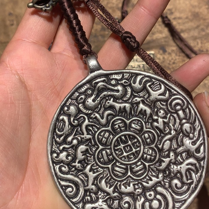 琉璃颈饰喜欢的朋友