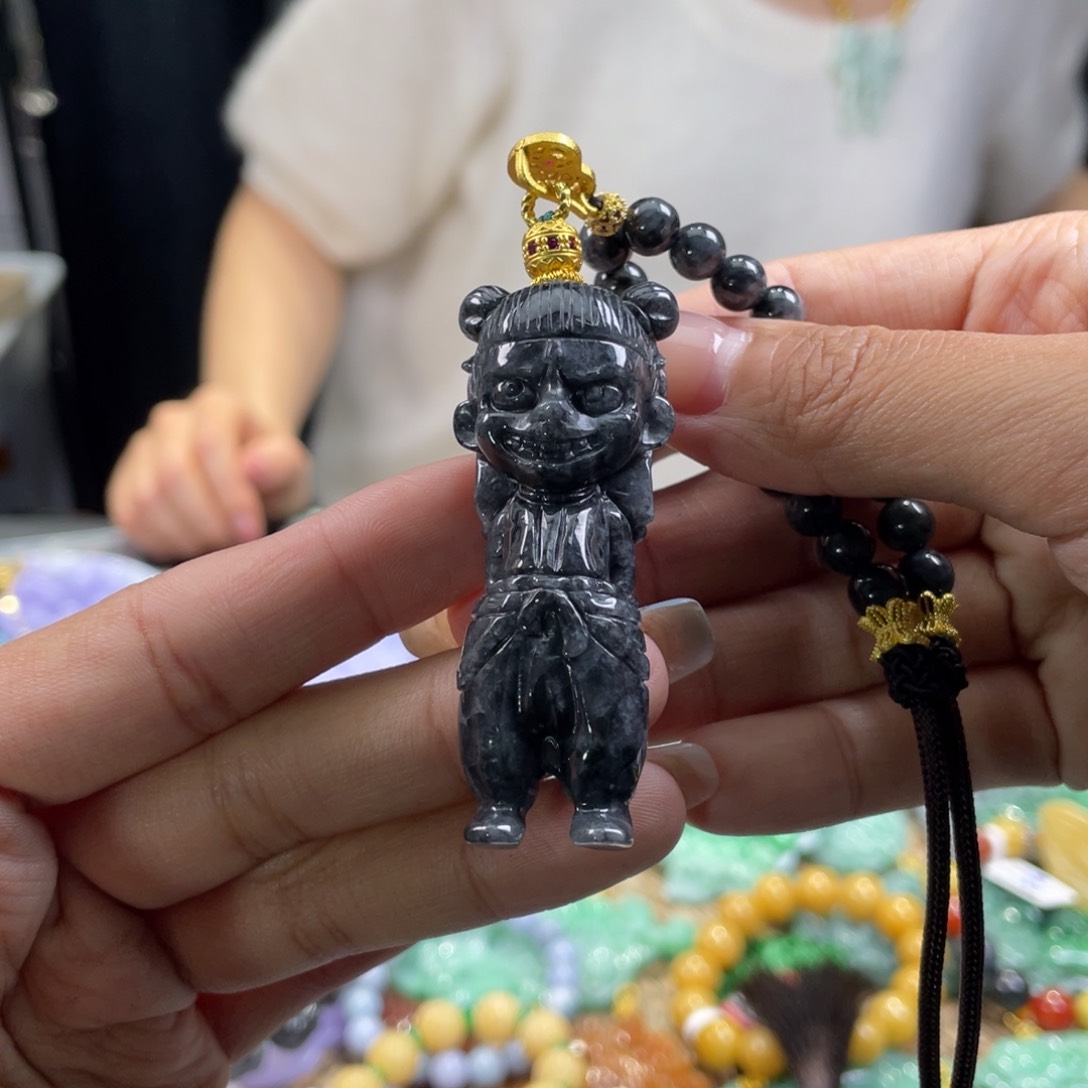 翡翠未镶嵌颈饰代编织