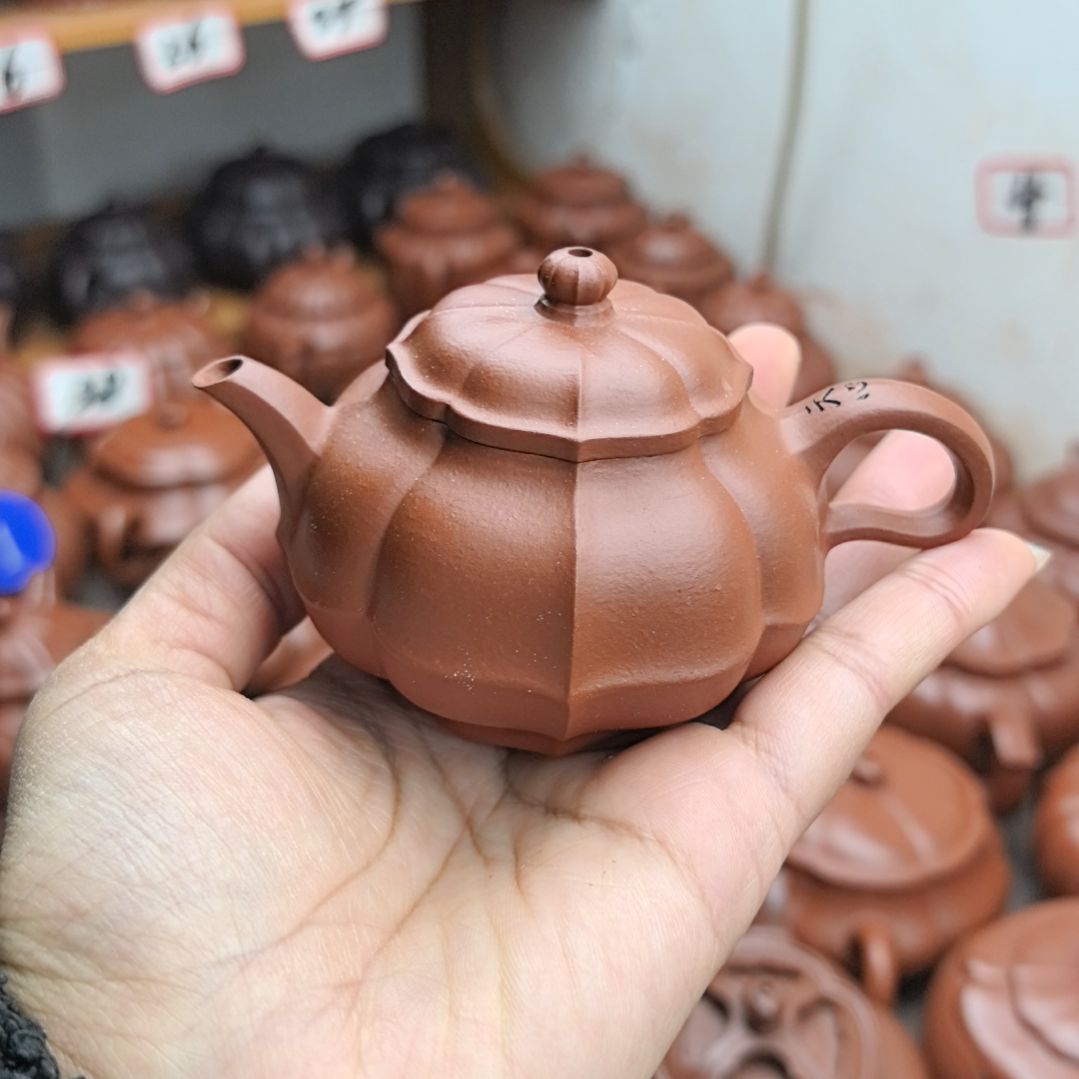 墨***儿紫砂茶壶朱泥筋纹合莲仙子90cc