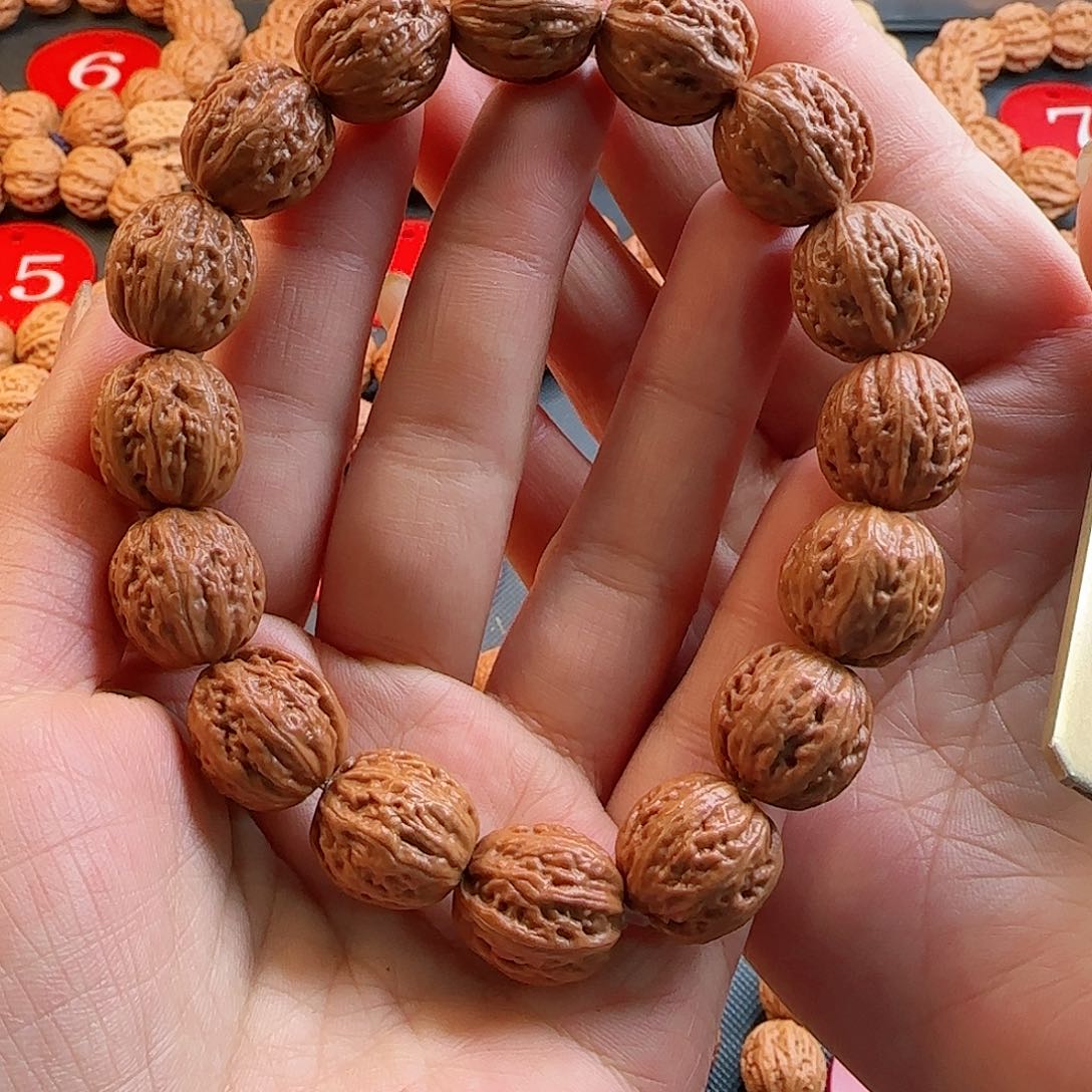文玩核桃手串八棱西瓜