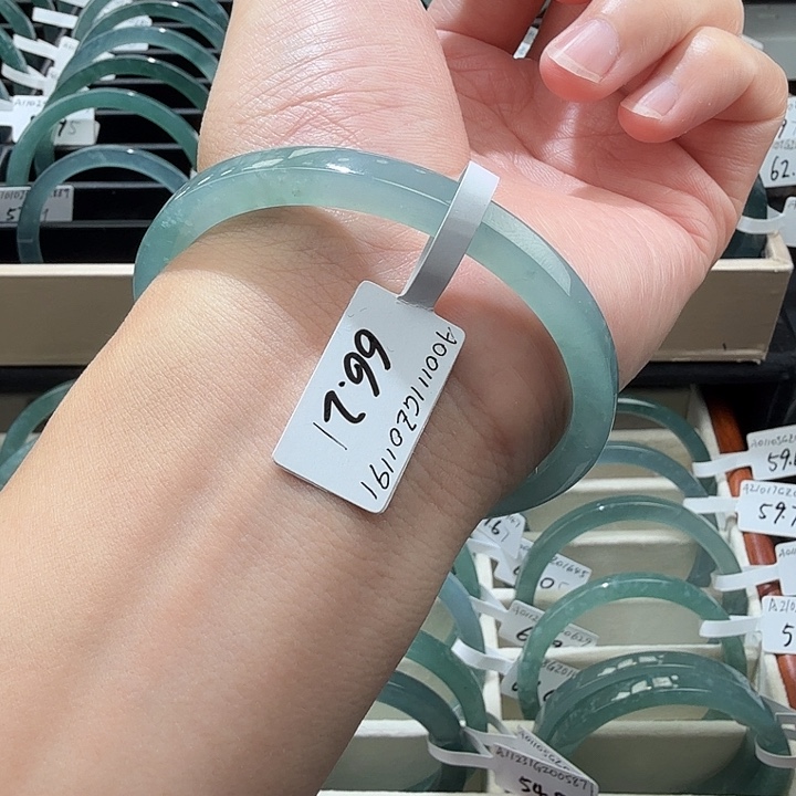 翡翠手镯未镶嵌许*安66.21