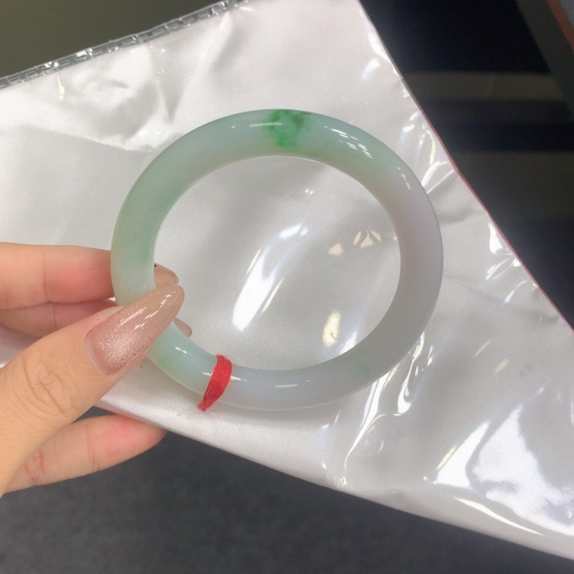 【闪购商品】翡翠足铂镶嵌手镯翡翠
