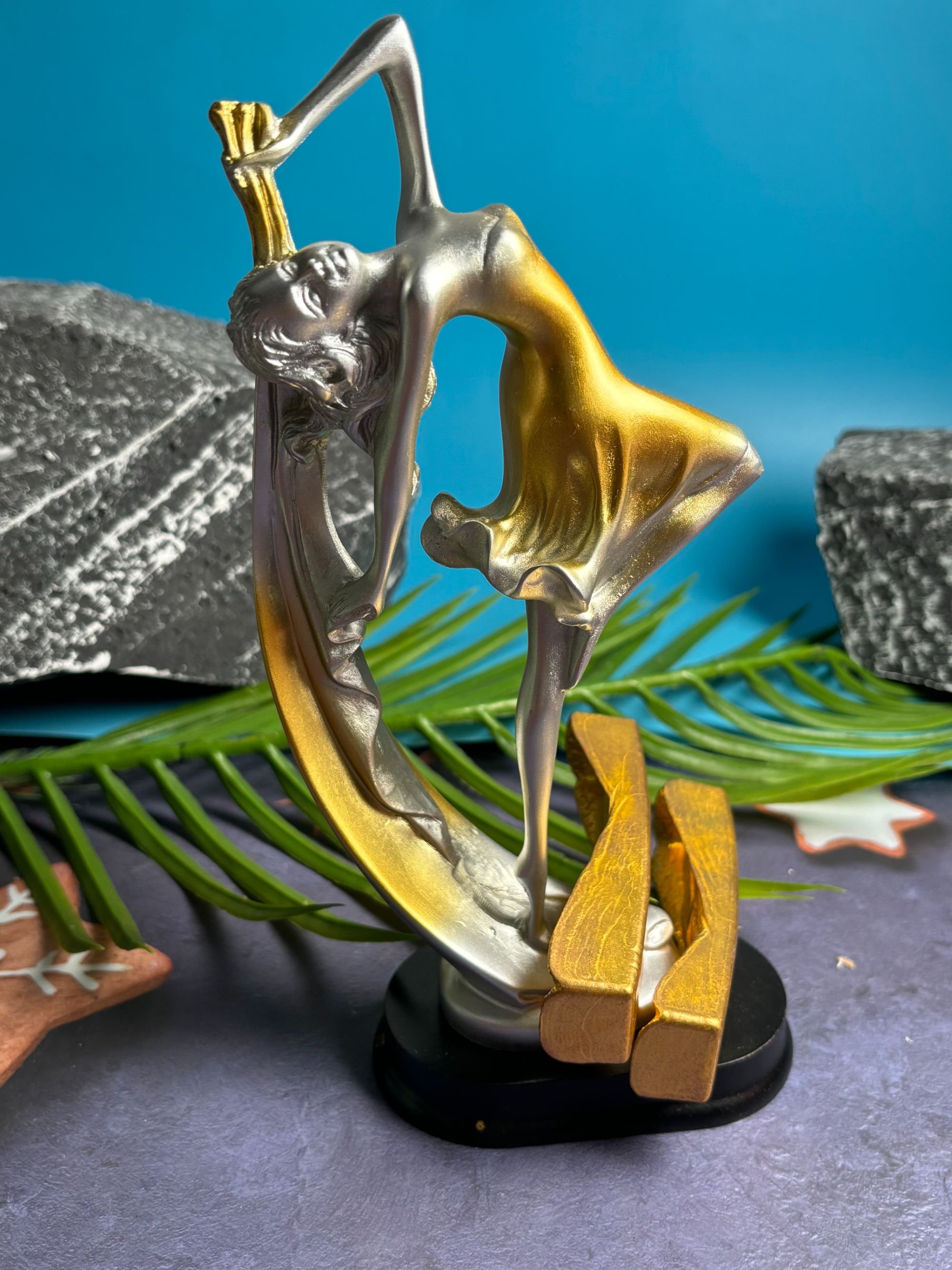 F184 金色创意摆饰多样性发一件