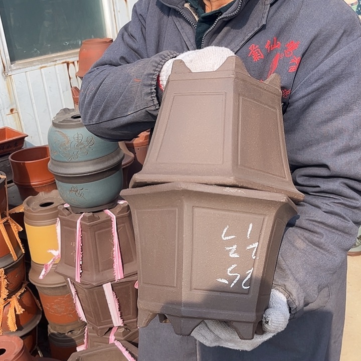 紫砂紫砂花盆和小