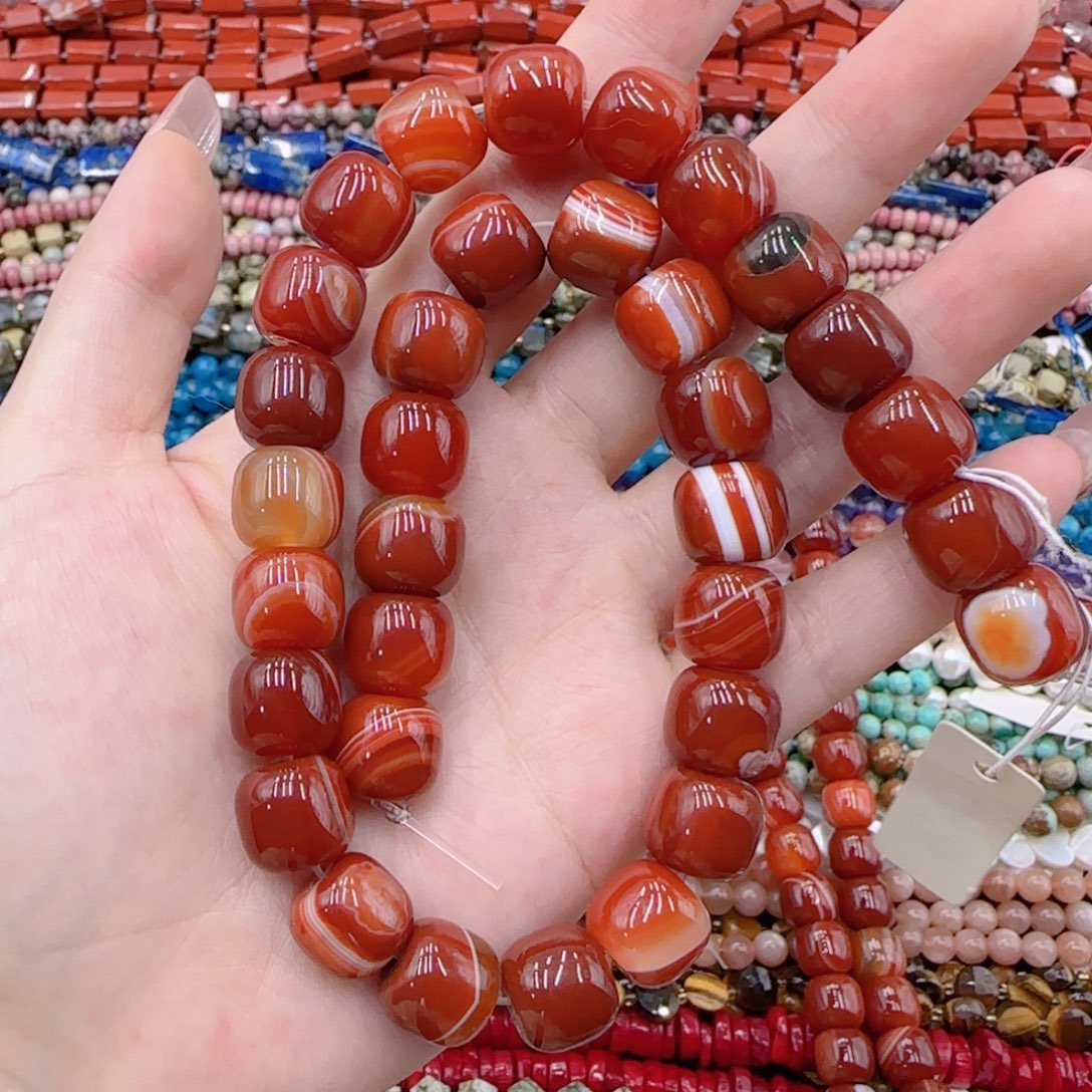 玛瑙/玉髓未镶嵌珠宝半成品红玛瑙老型一条11-12特价