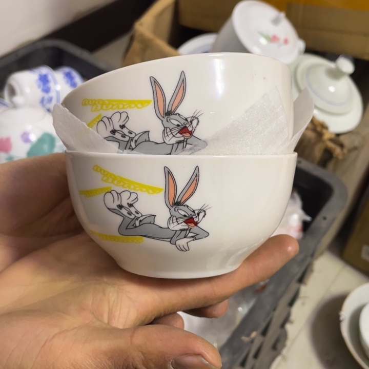 摆件陶瓷盘子碗砂锅都有