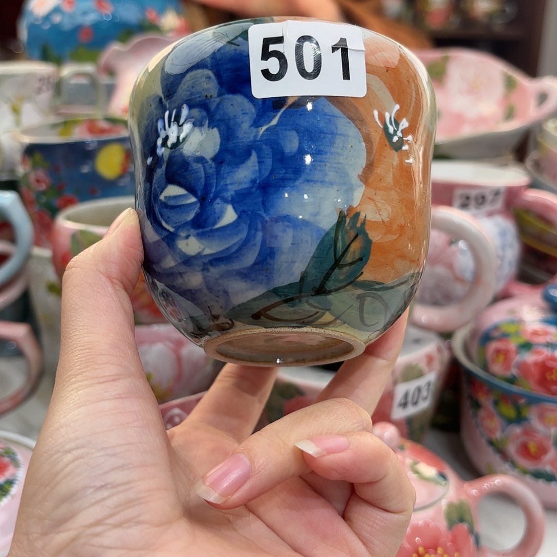 瓷片兔兔盖茨。兔兔好帅