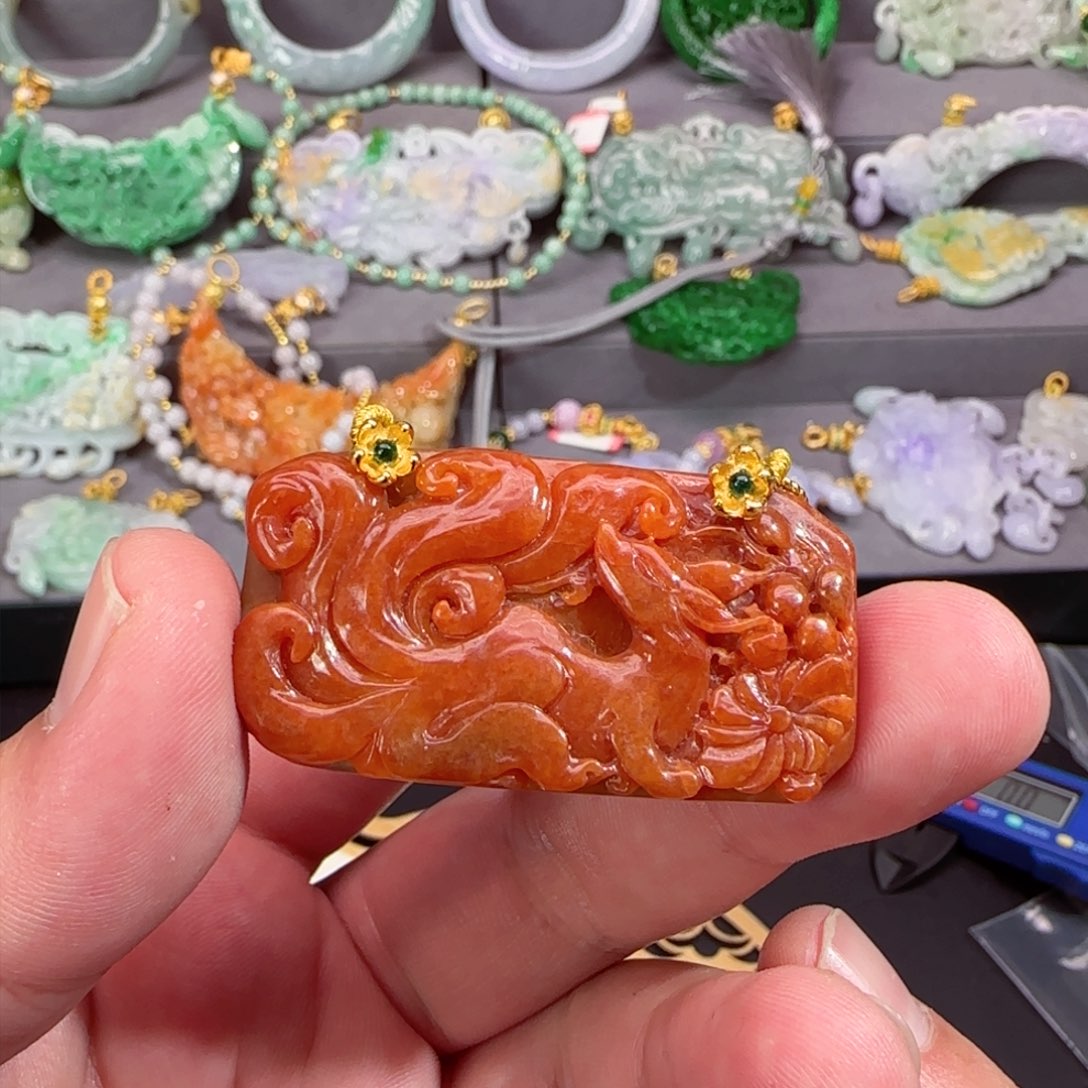 翡翠颈饰未镶嵌G***i仿古