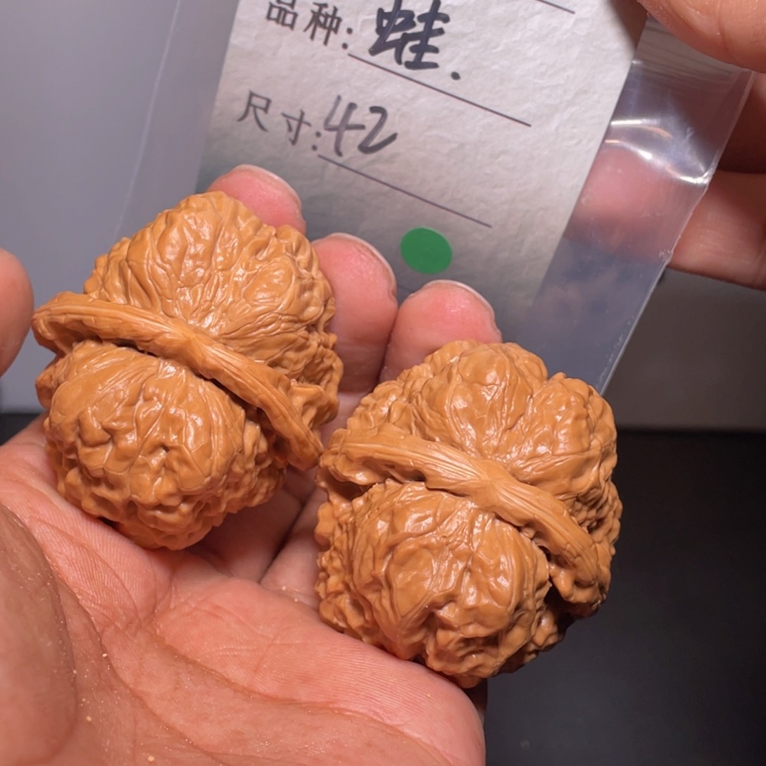 文玩核桃吊坠文玩核桃