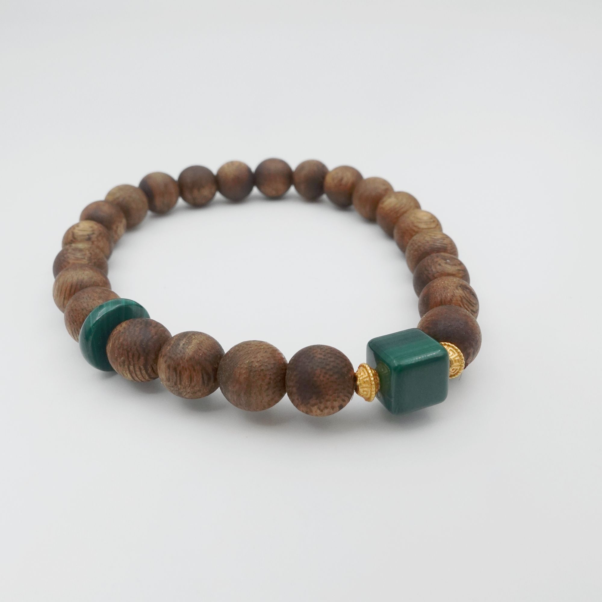 沉香8mm莺歌绿棋楠孔雀石单圈手串