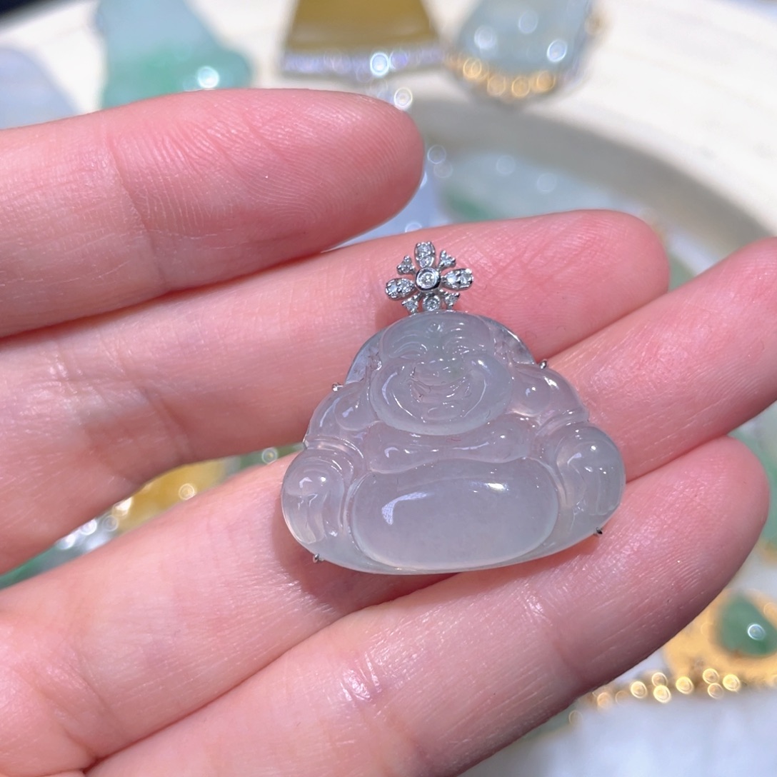 翡翠颈饰18K金镶嵌翡翠