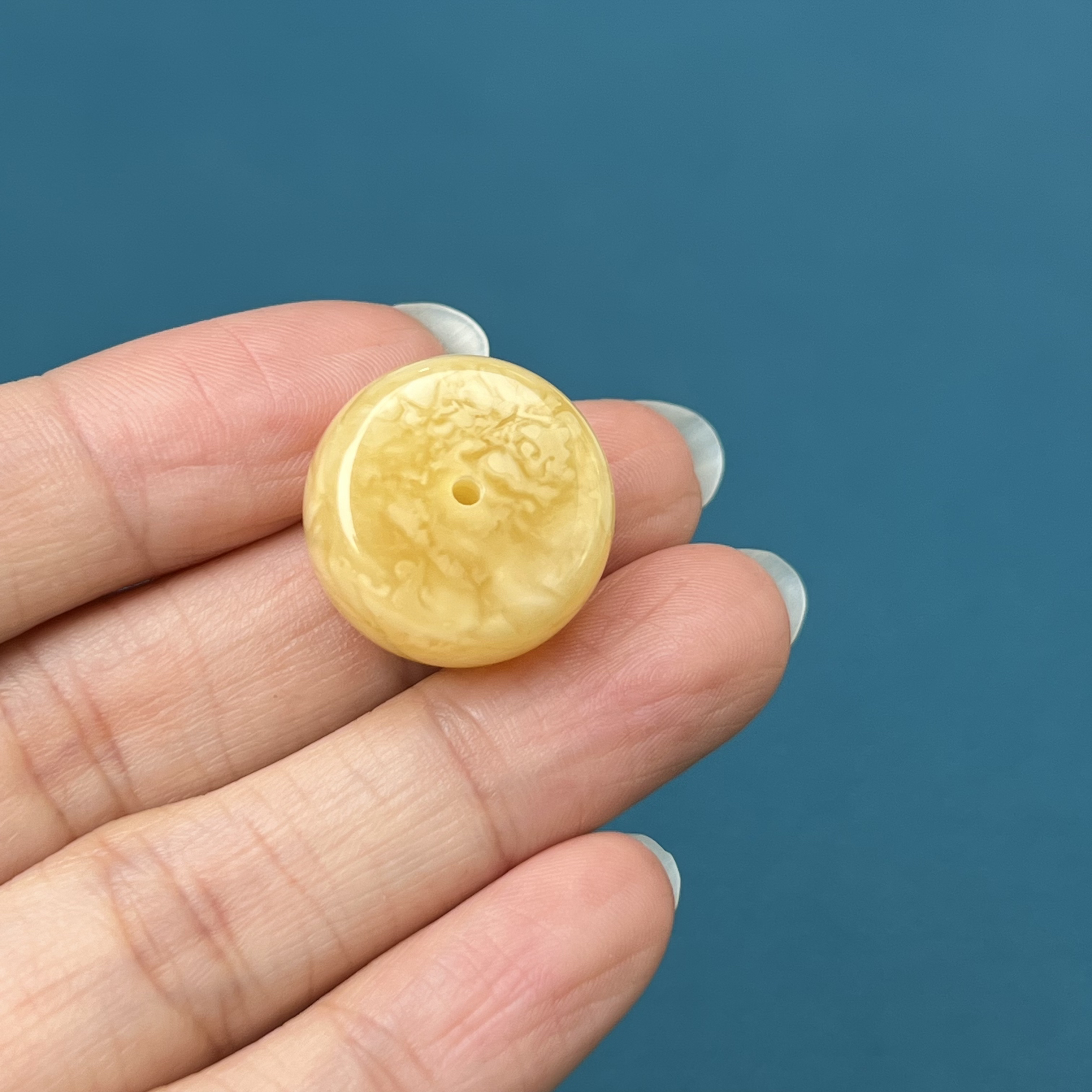 M4640天然原矿蜜蜡 妖花墩子 19*11mm抖音基地质检发货