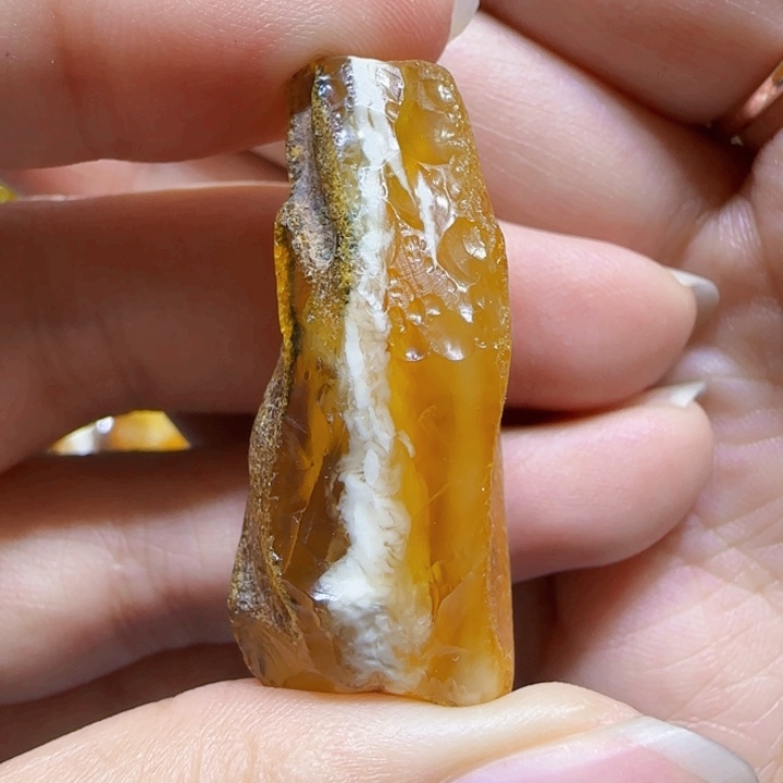 定制琥珀未镶嵌蜜蜡