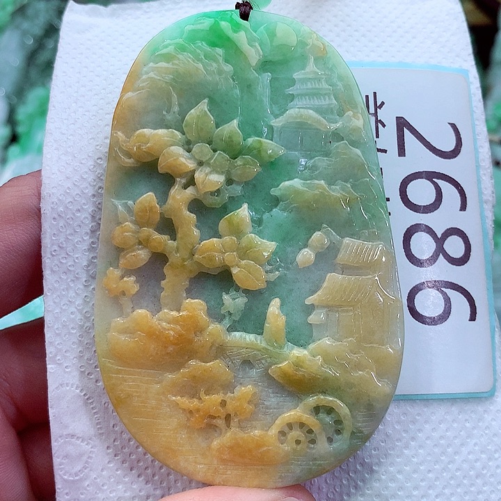吊坠(不含链)未镶嵌翡翠