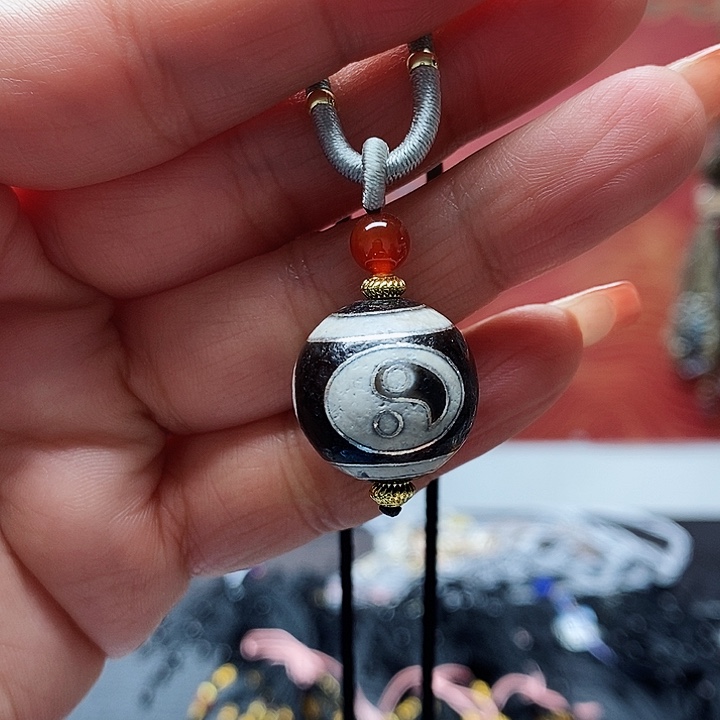 玛瑙/玉髓颈饰合金