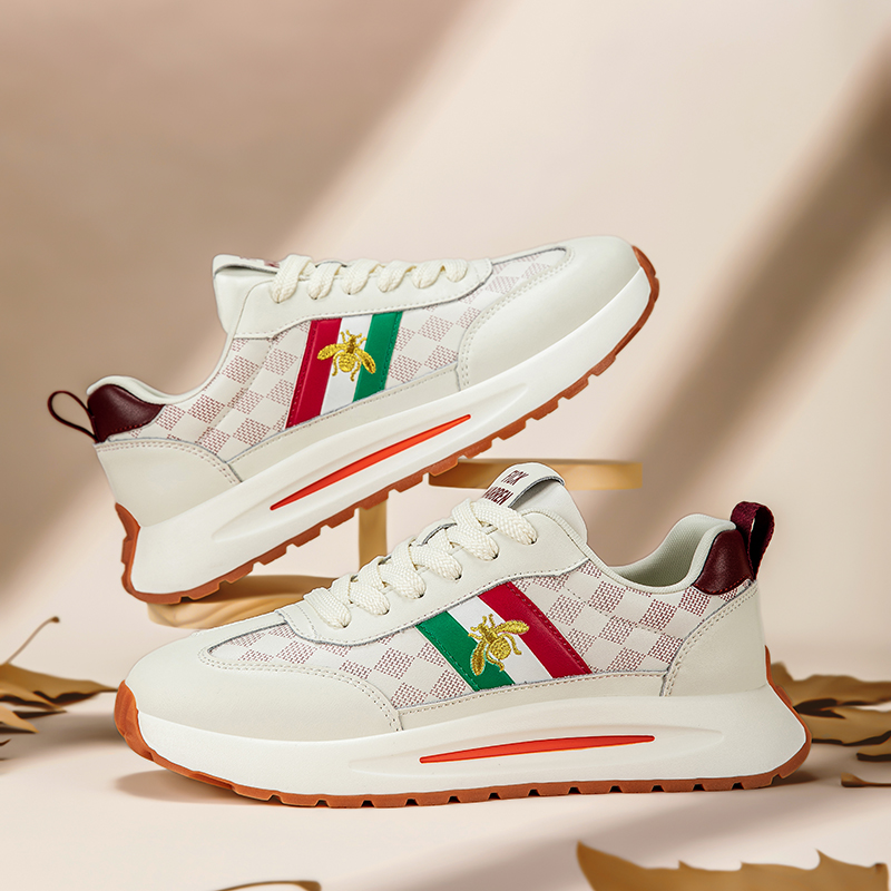 2025【小蜜蜂】夏季薄款潮流透气男鞋时尚休闲网面轻便运动鞋拼色鞋