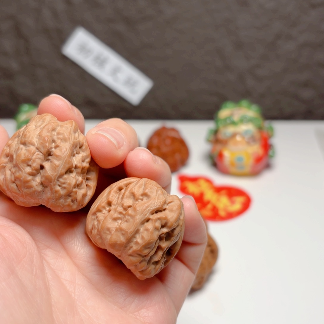 文玩核桃把件永**星蛤蟆头