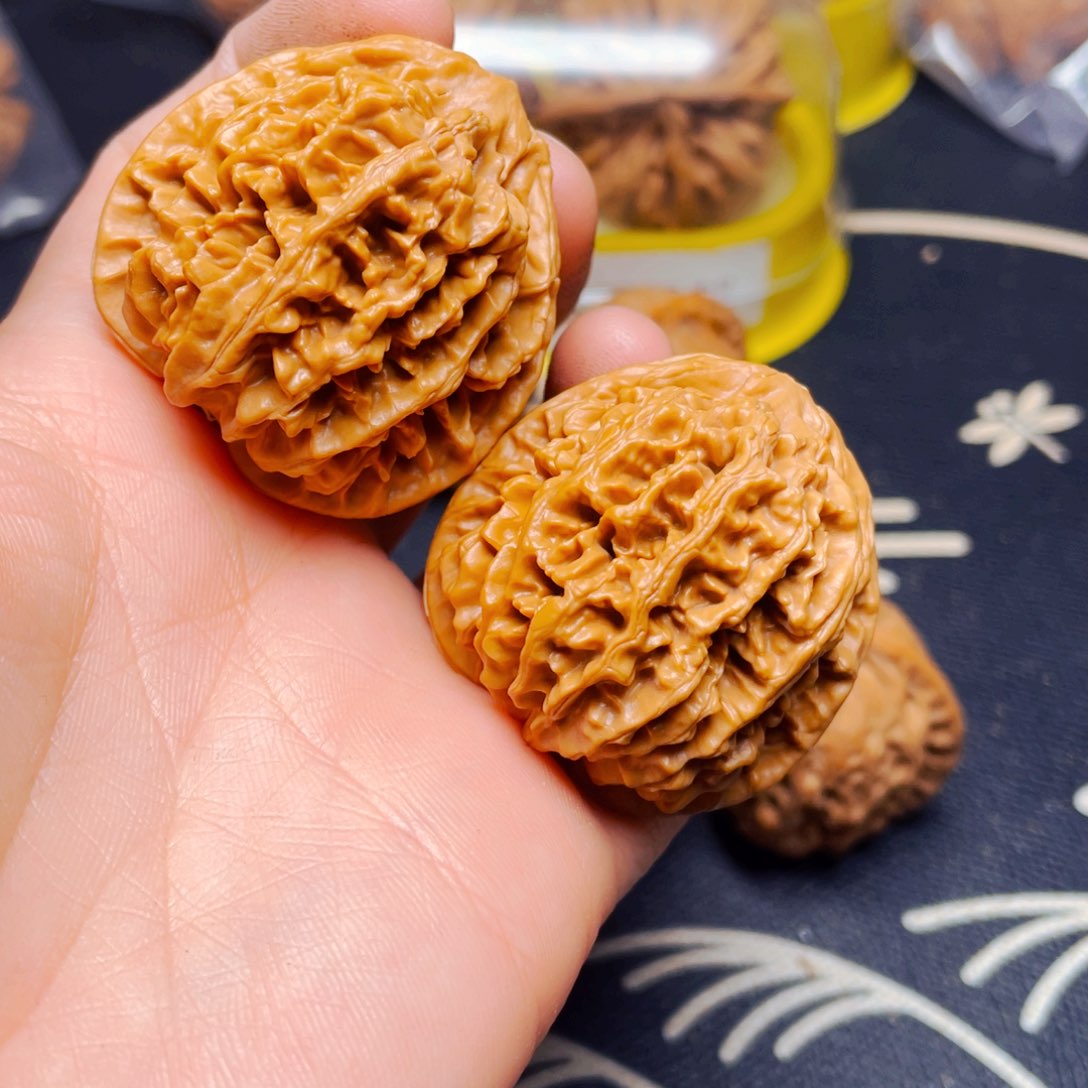 吊坠文玩核桃状元官 一对