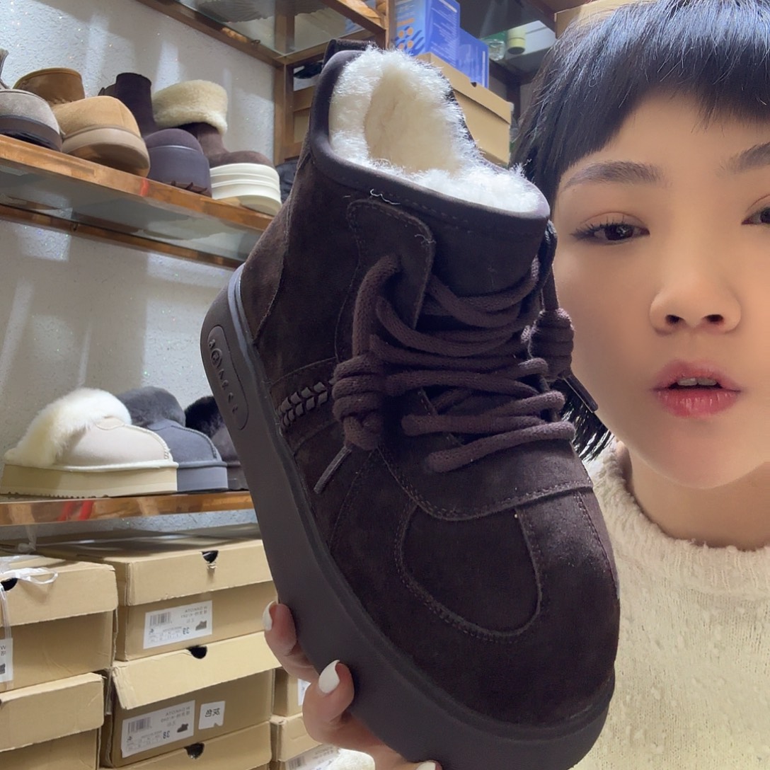 36码咖色卡皮巴拉