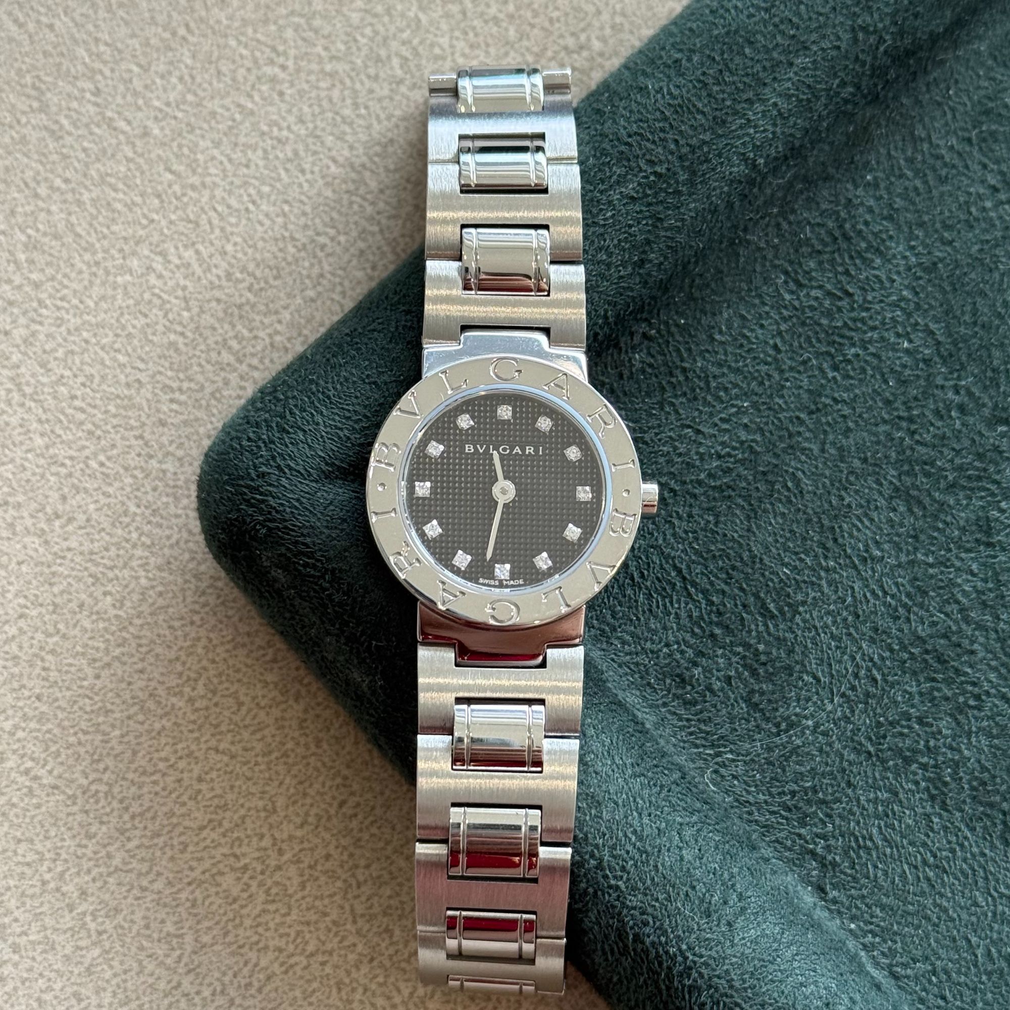 95新 BVLGARI/宝格丽 BB系列/23mm/石英/女表/女士简约原镶钻