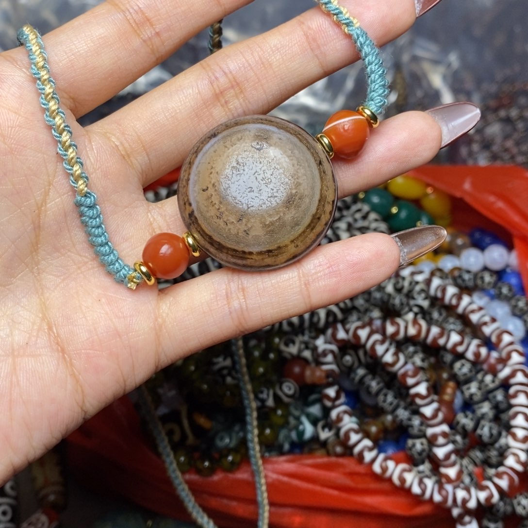 玛瑙/玉髓未镶嵌颈饰