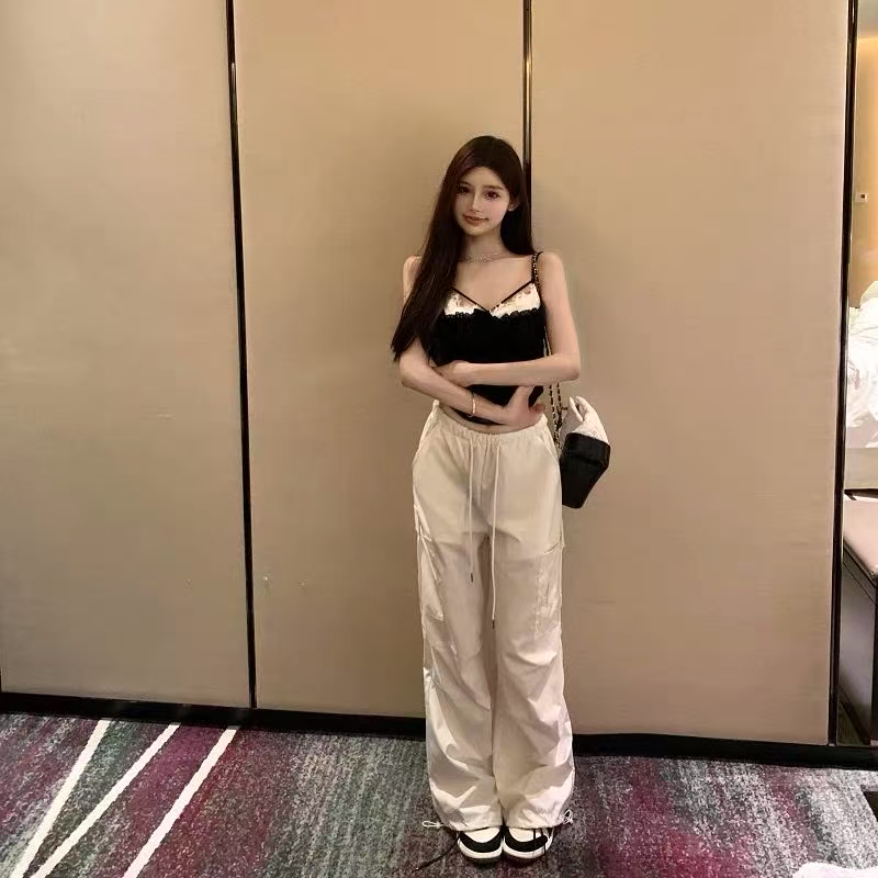 【Vivian】纯欲设计感蕾丝拼接鱼骨吊带背心