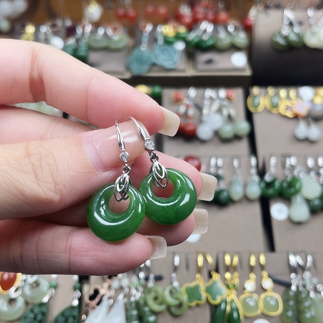 和田玉银S925镶嵌耳饰