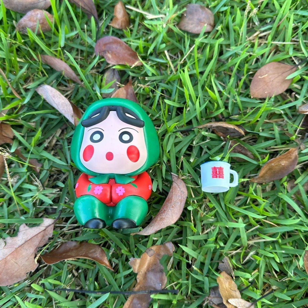 新人福利可爱翠花小新村花背心小新车载桌面手办摆件装饰