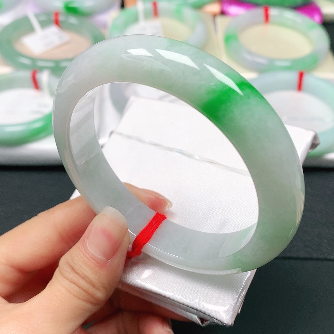 翡翠手镯未镶嵌天然翡翠手镯57