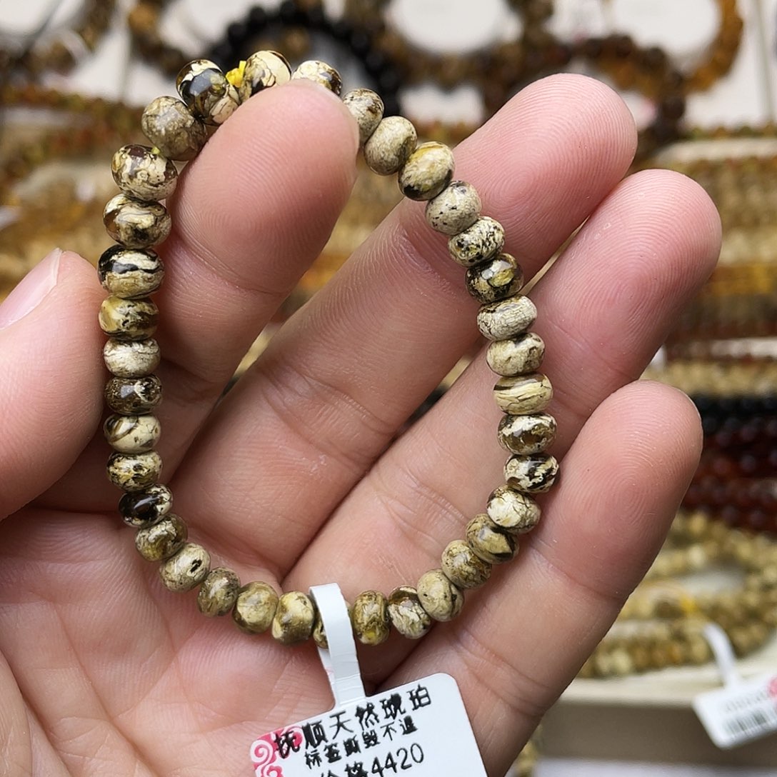 裸石琥珀未镶嵌六90648