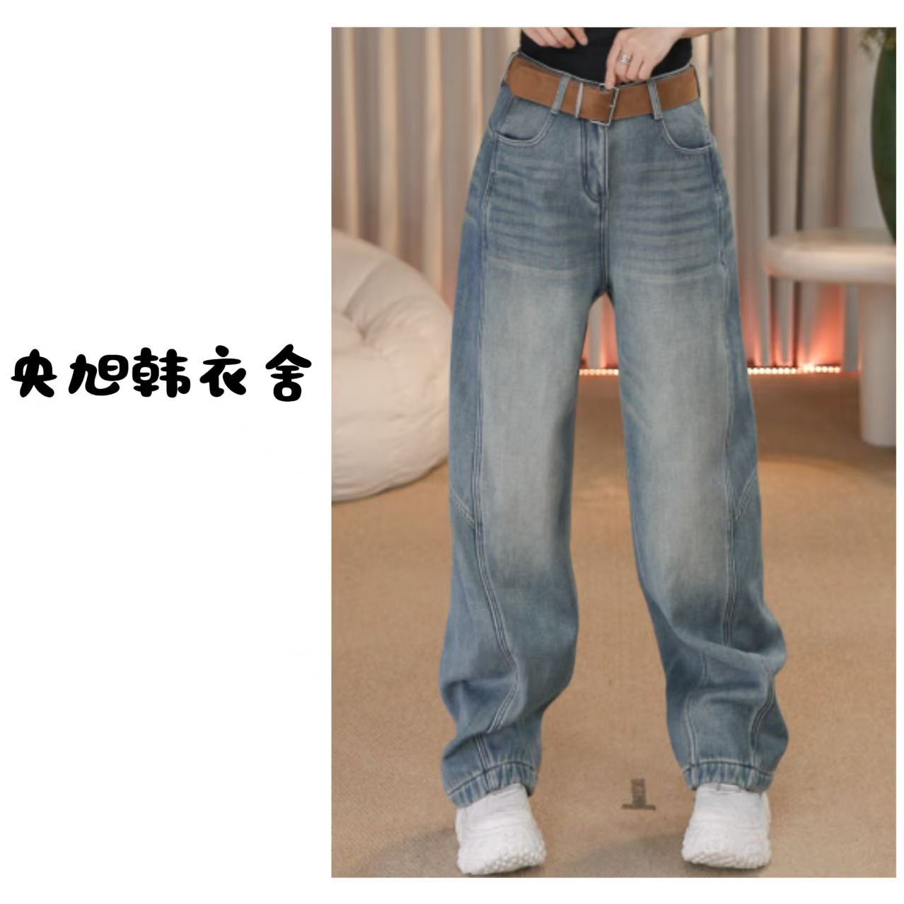 央旭韩衣舍   加绒弯刀牛仔裤