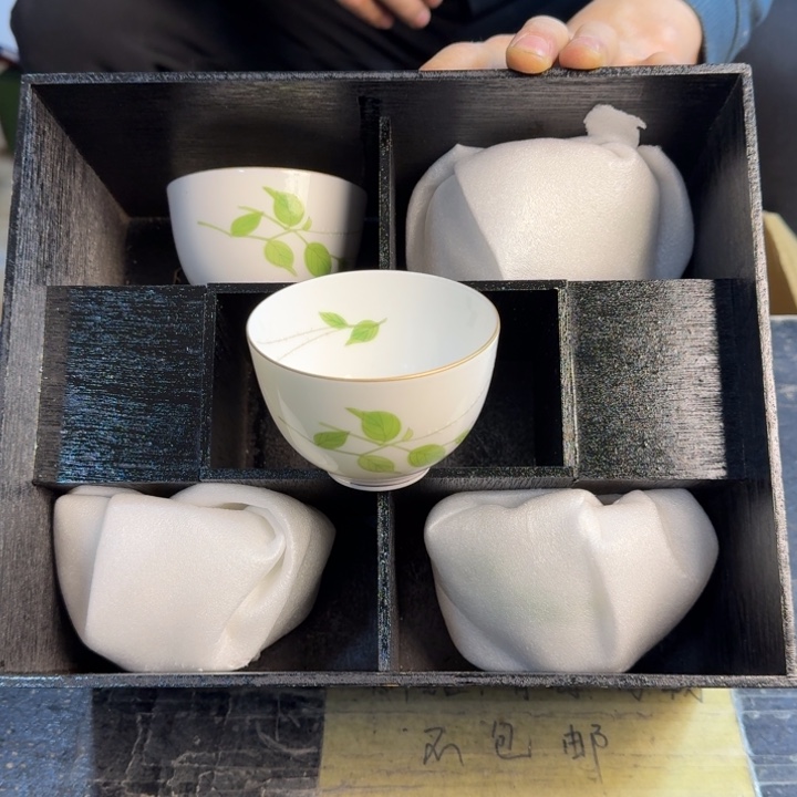 瓷片哈哈哈哈哈哈哈哈哈