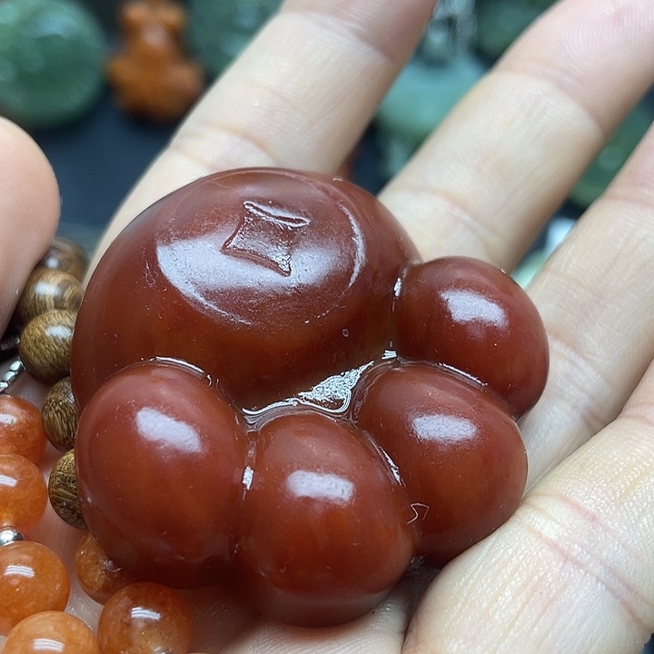 未镶嵌蛇纹石玉颈饰?****?