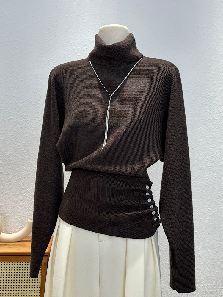 设计感高领针织衫女时尚气质侧边纽扣百搭别致收腰打底上衣I2-76