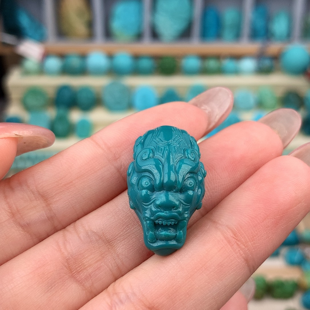 未镶嵌绿松石珠宝奇石