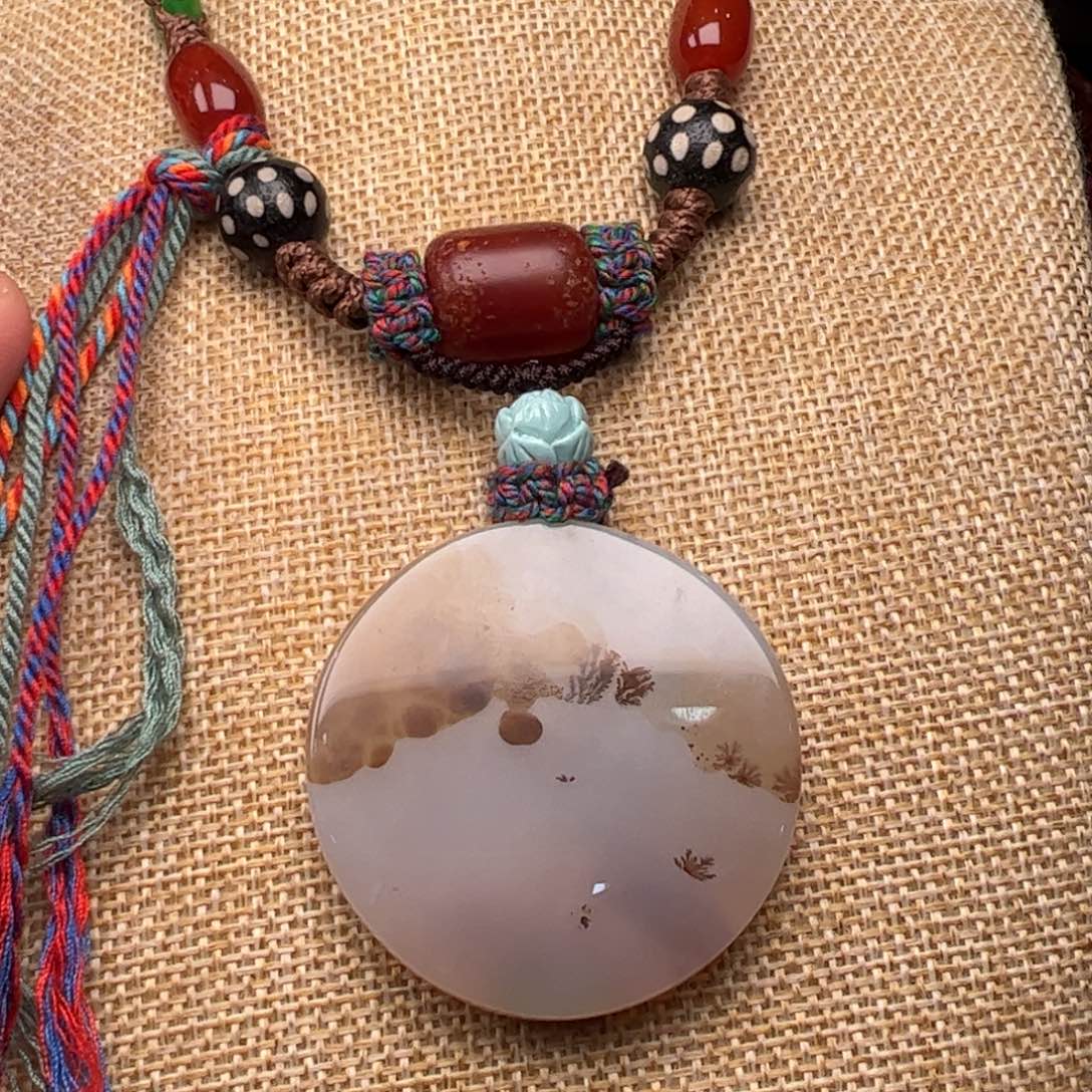 玛瑙/玉髓颈饰未镶嵌