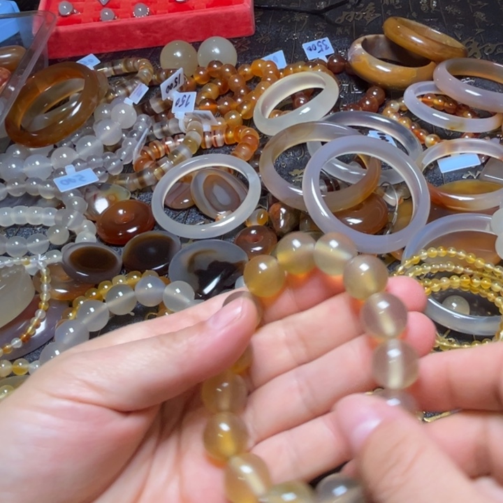 爱***粥玛瑙/玉髓合金颈饰 0013.60