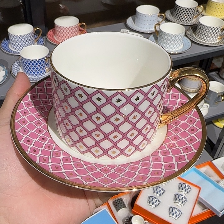 এ****杯碟杯碟杯碟杯碟