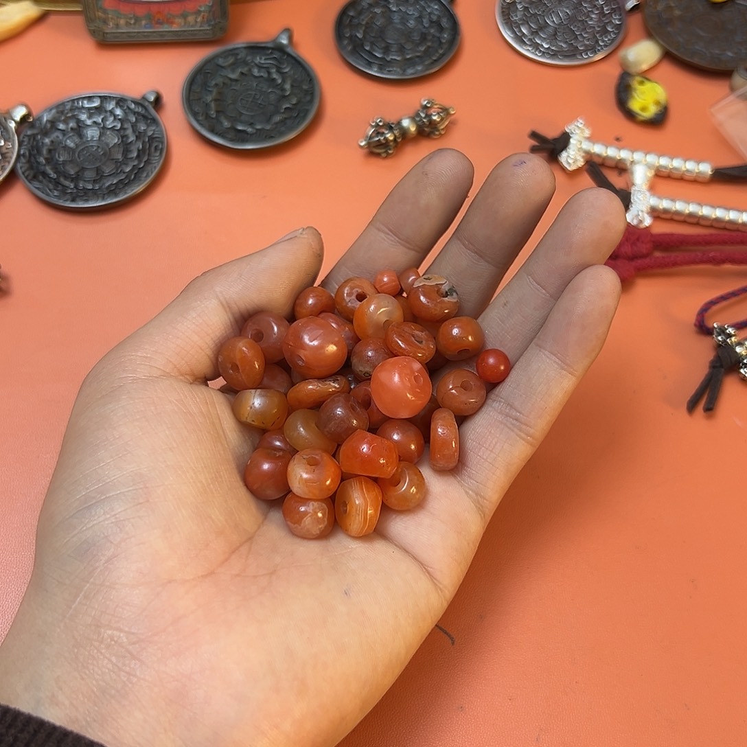 玛吉阿米藏式臻品直播间
