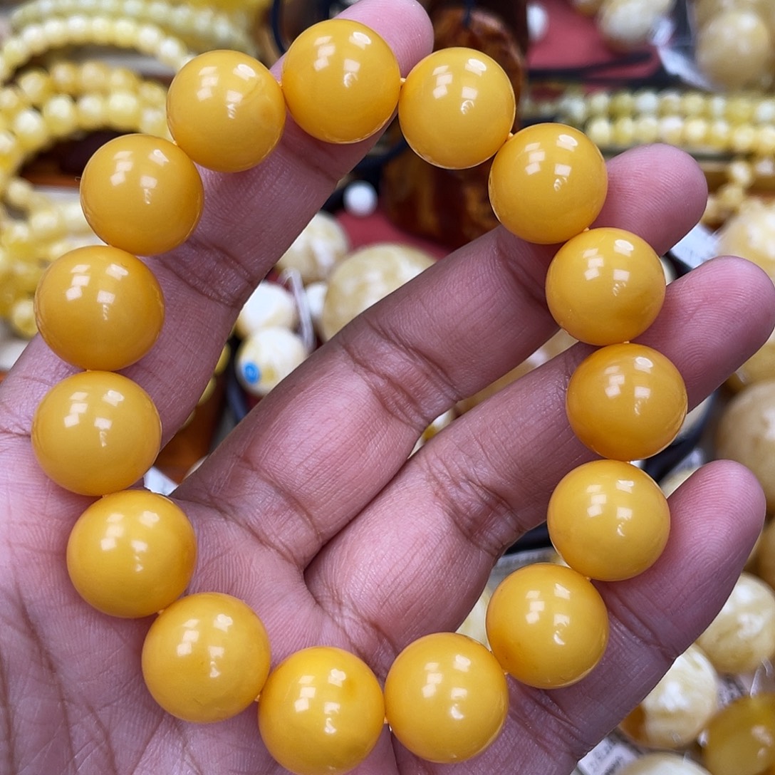 蜜蜡未镶嵌珠宝奇石14.8