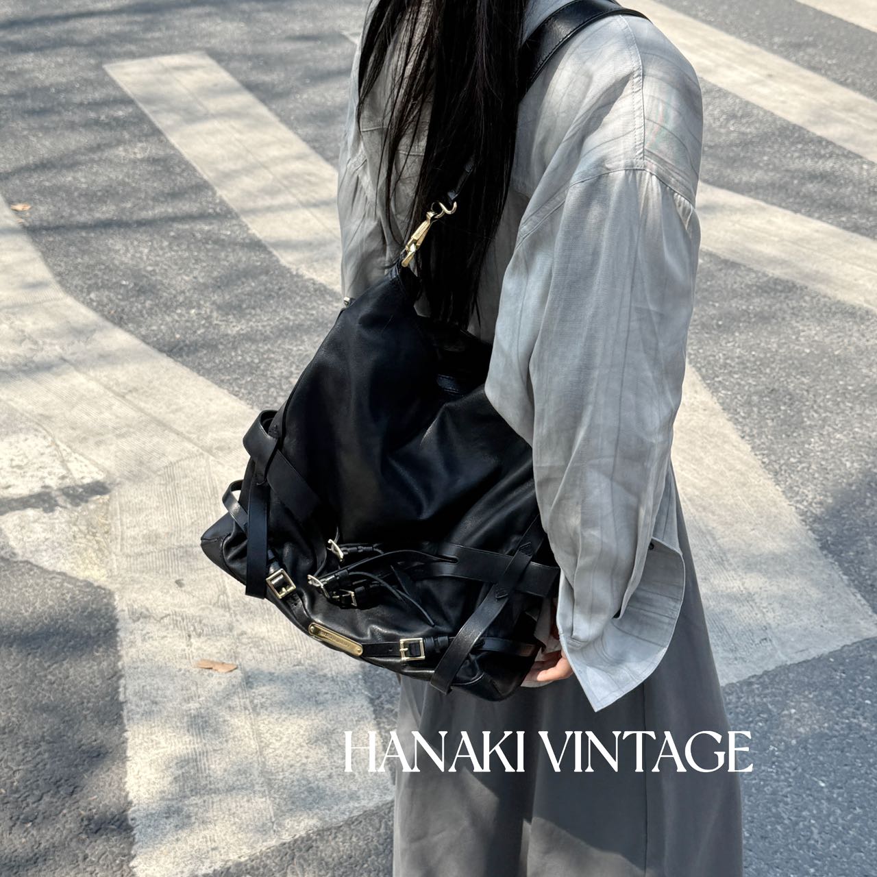 95新 BURBERRY/博柏利 花绮中古/巴宝莉绑带机车风托特单肩包