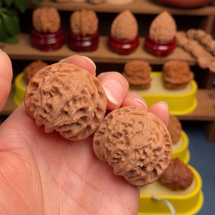 文玩核桃把件张**！苹果园