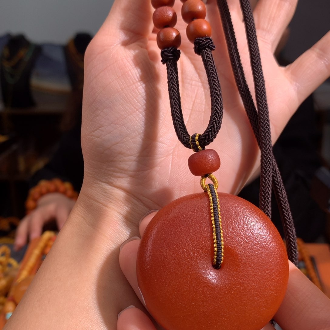 蜜蜡颈饰未镶嵌天然