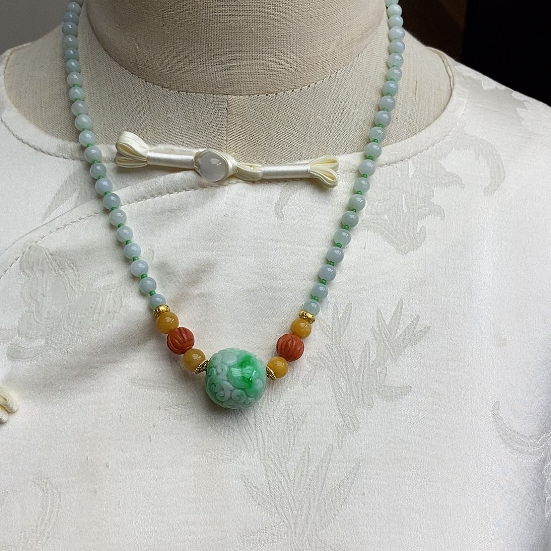 翡翠颈饰未镶嵌天然