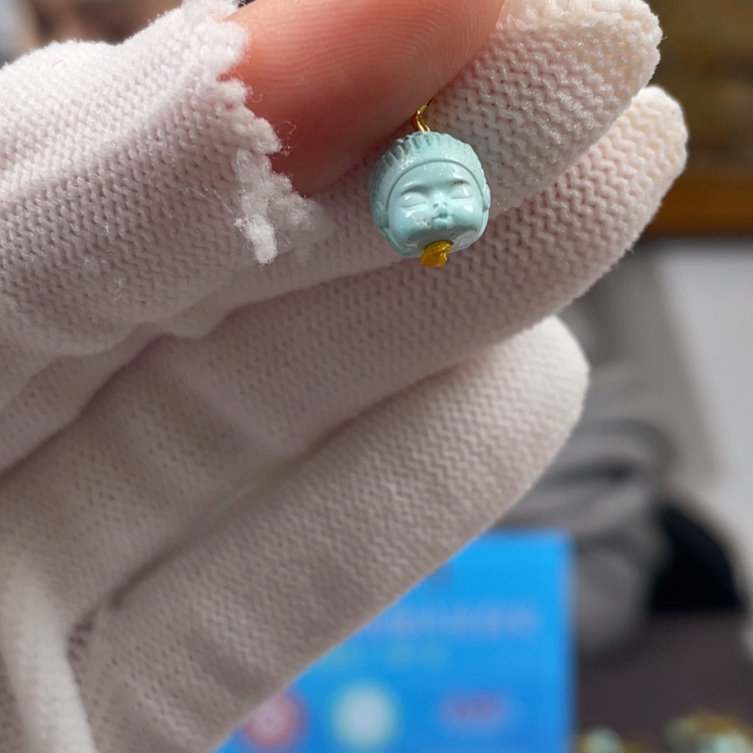 绿松石未镶嵌挂件