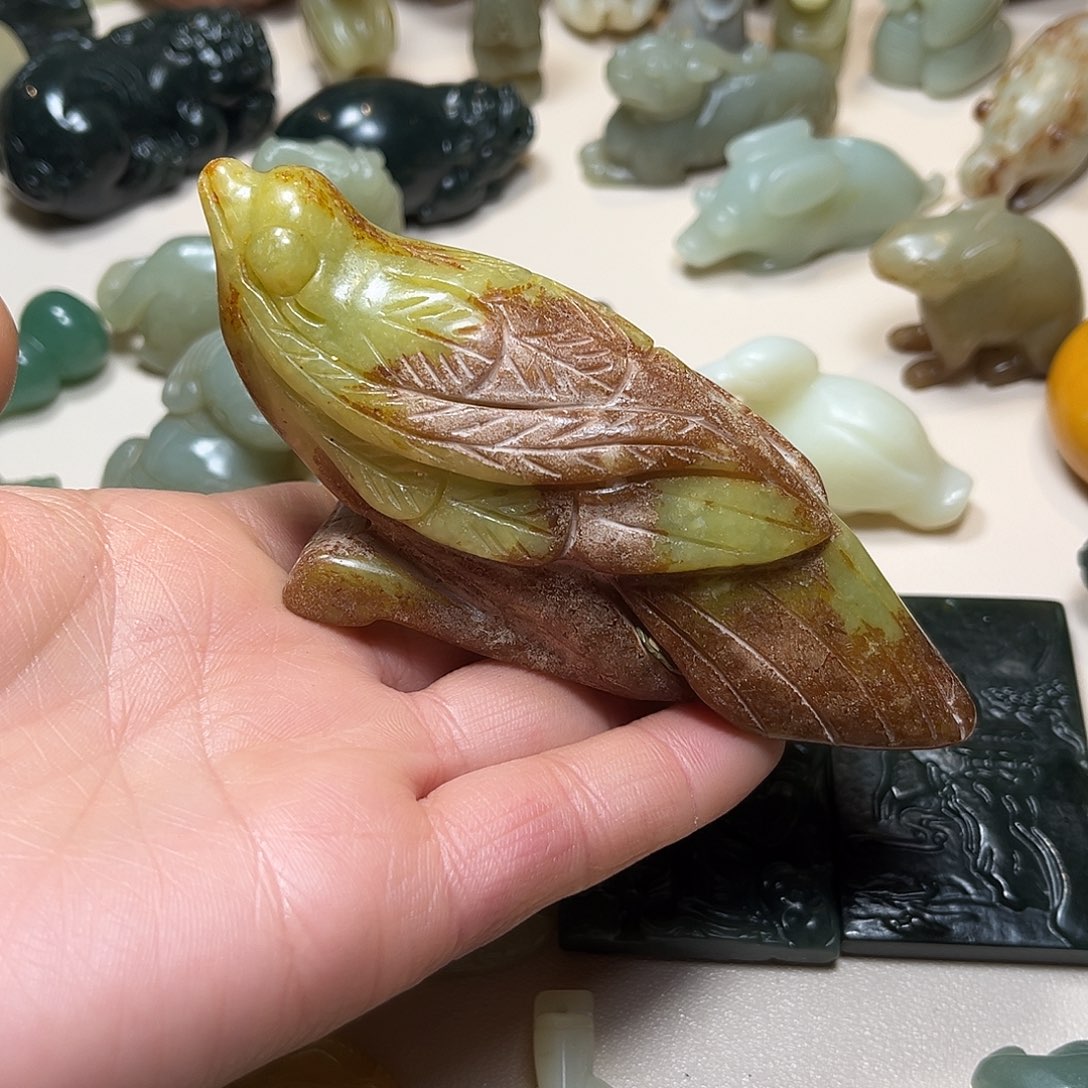 白玉菩提吊坠白玉菩提吊坠