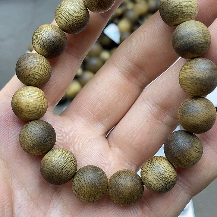 沉香碎屑沉香越南芽庄野生沉水1.2白棋楠1000号