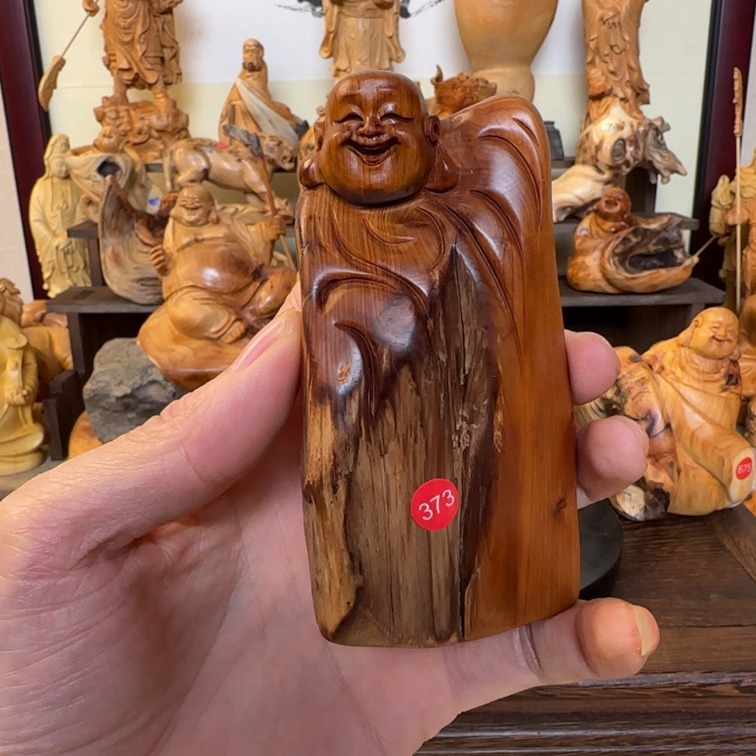 崖柏小木匠艺雕一物一拍